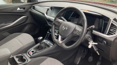 Vauxhall Grandland 1.2 Turbo SE 5dr Petrol Hatchback